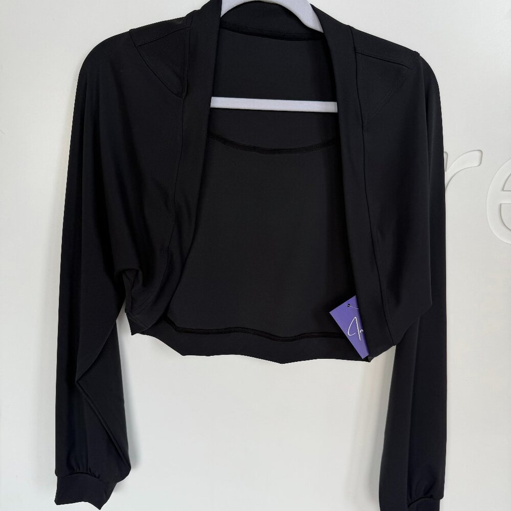 Inspira Black Shrug